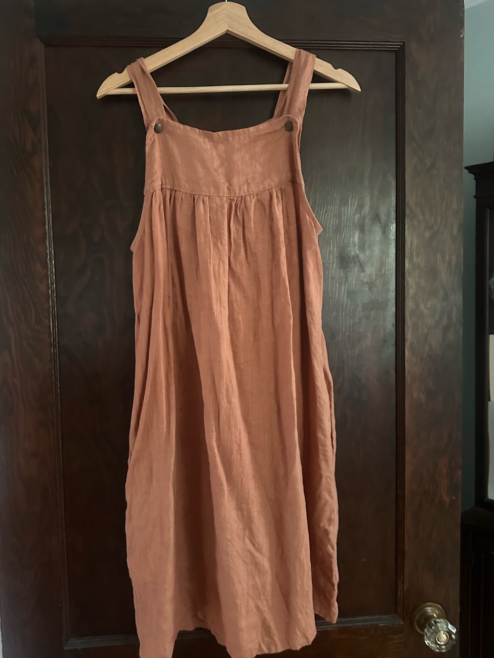 Button-Strap Linen Midi Dress in Rust